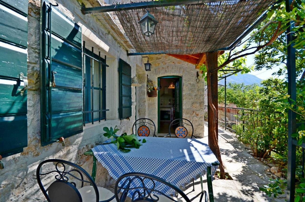 House Dobrila Villa Igrane Exterior photo